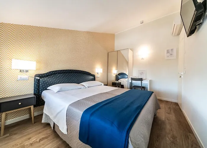 Hotel sulla spiaggia: Hotel Kiss