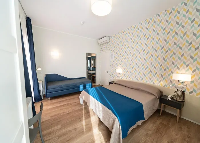 Hotel sulla spiaggia: Hotel Kiss